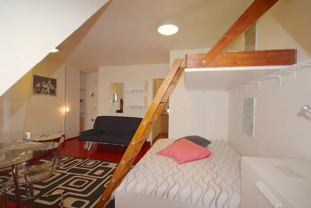 Le Pantheon Apartment *